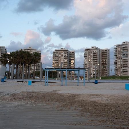 Argaman Beach Apartment Akko Buitenkant foto
